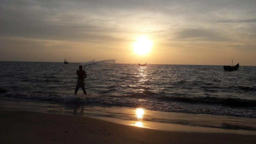 Marari Beach Paradise Mararikulam Buitenkant foto
